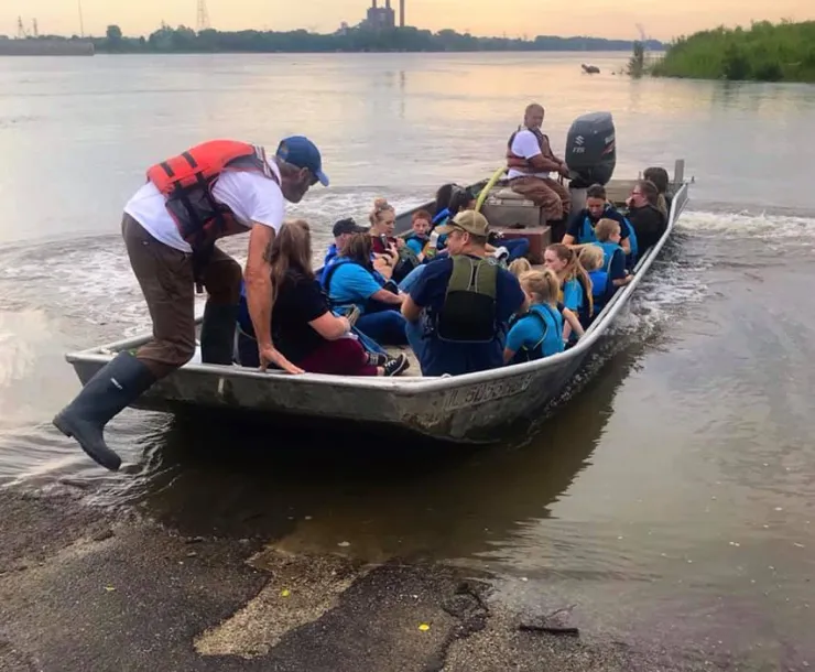 vols leaving on boat.jpg