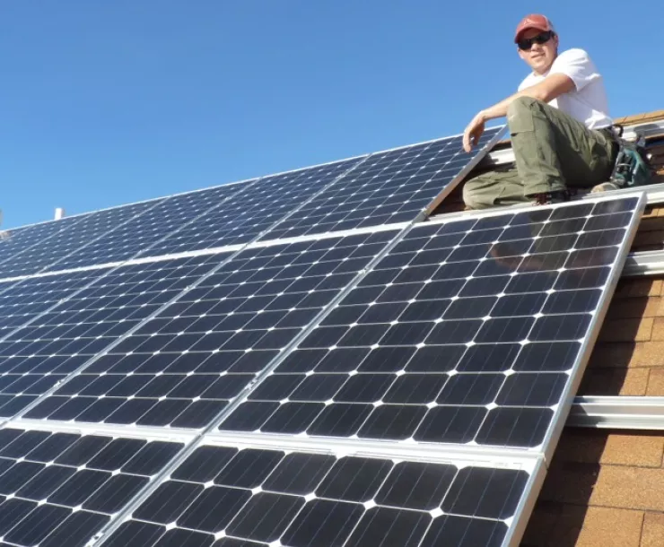solar_panels___installer.jpg