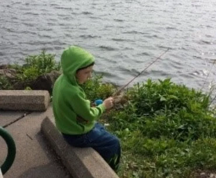 kid fishing.jpg