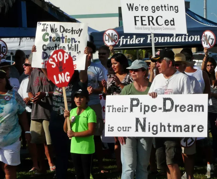 LNG PI rally 1.jpg