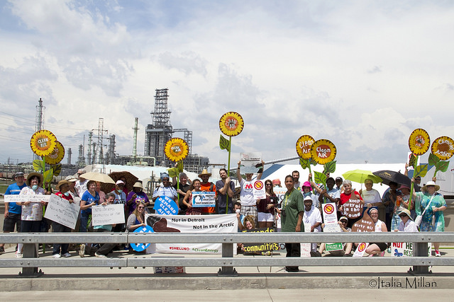 kayak, kayaktivist, shell no, sierra club, chicago, #shellno