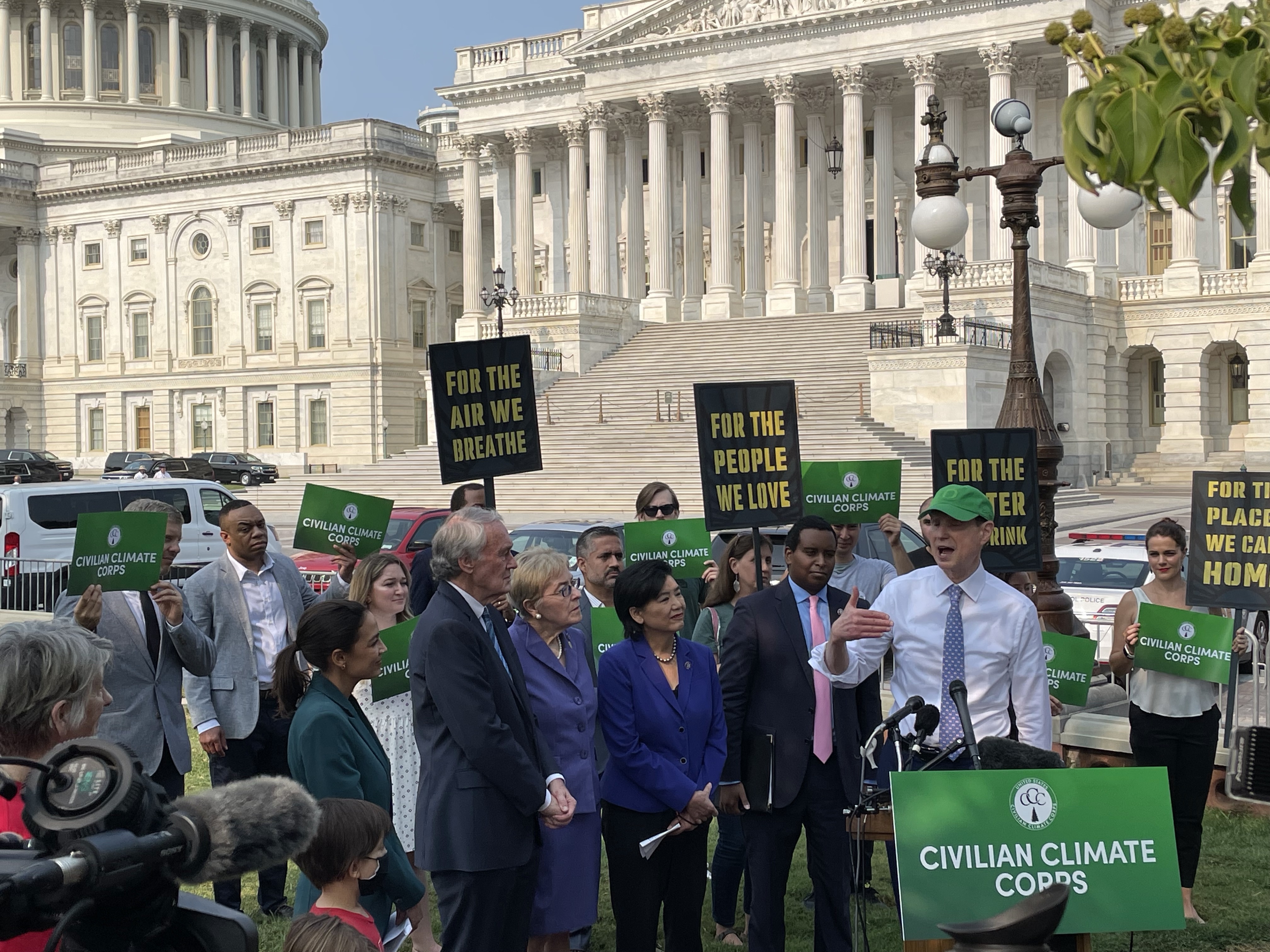 Members of Congress at a CCC rally
