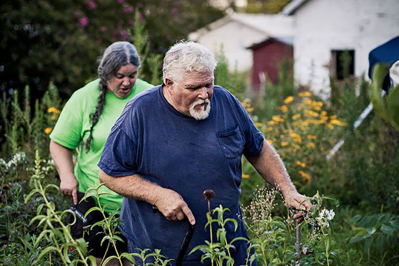 In the early 1980s, Tom and Angel Kruzen moved to the Ozarks from Iowa, where the groundwater was mixed with pesticides. They are Sierra Club Water Sentinels volunteers and belong to Stream Team 274.