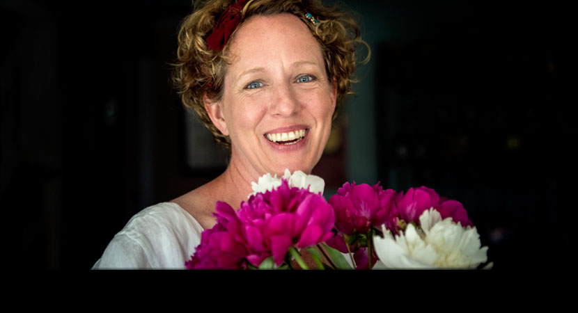 Marilyn Mullens at home in West Virginia, the day before she had her head shaved to protest mountaintop-removal mining. | Ami Vitale/Panos Pictures