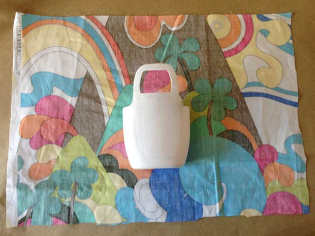 Plastic Bottle Cellphone Holder