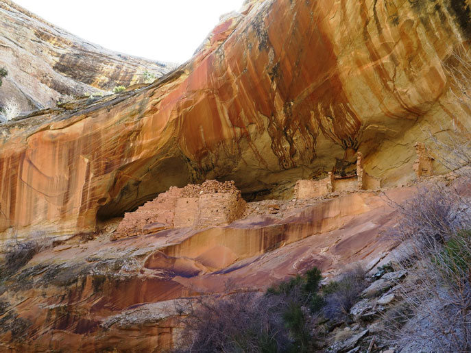 Monarch Cave ruin